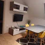 아파트 Tinka Haz *