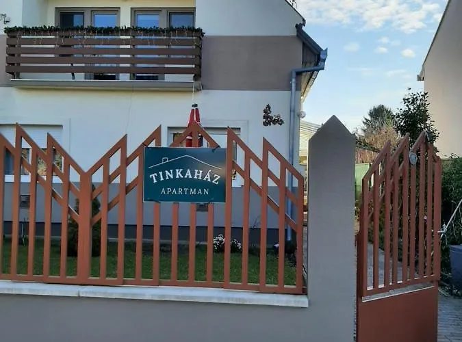 Tinka Haz * Siofok